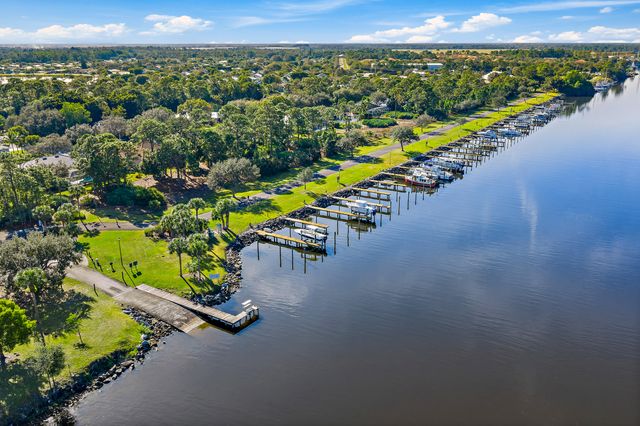 2650 SW Windship Way, Stuart, FL 34997