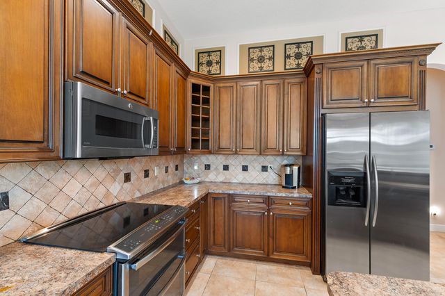 2650 SW Windship Way, Stuart, FL 34997