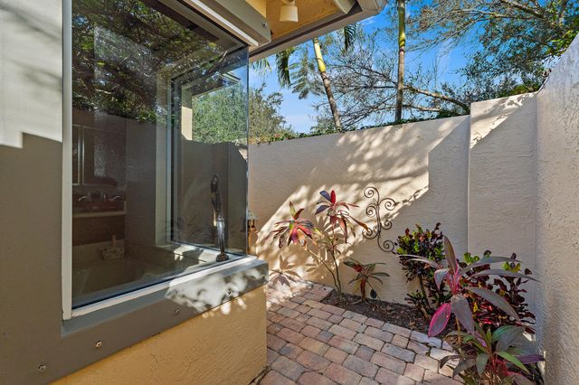 2650 SW Windship Way, Stuart, FL 34997