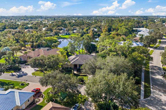 2650 SW Windship Way, Stuart, FL 34997