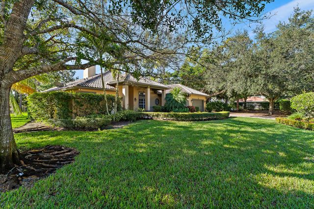 2650 SW Windship Way, Stuart, FL 34997