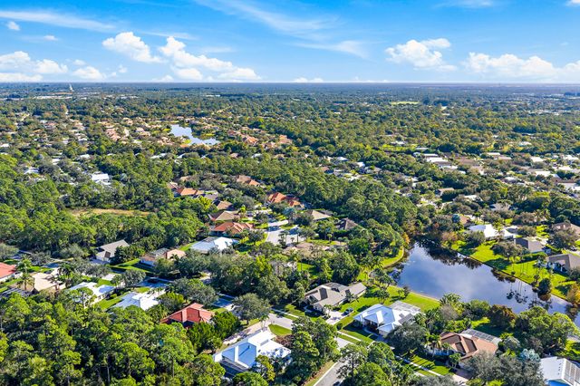 2650 SW Windship Way, Stuart, FL 34997