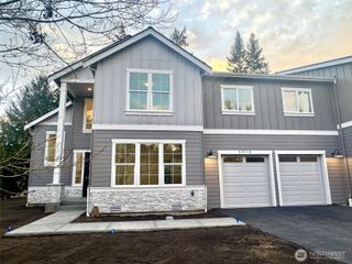 9207 NE 175th Street #B, Bothell, WA 98011