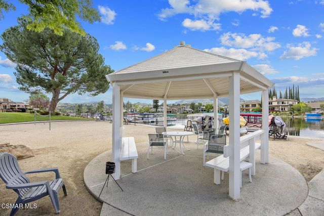 1300 Lakewood Court, Westlake Village, CA 91361