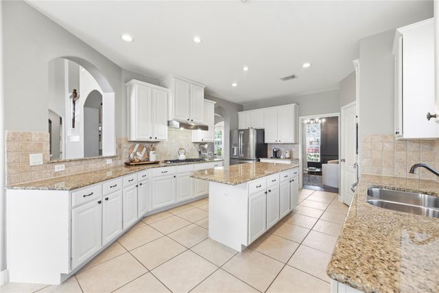 8911 Helena Bend, Missouri City, TX 77459