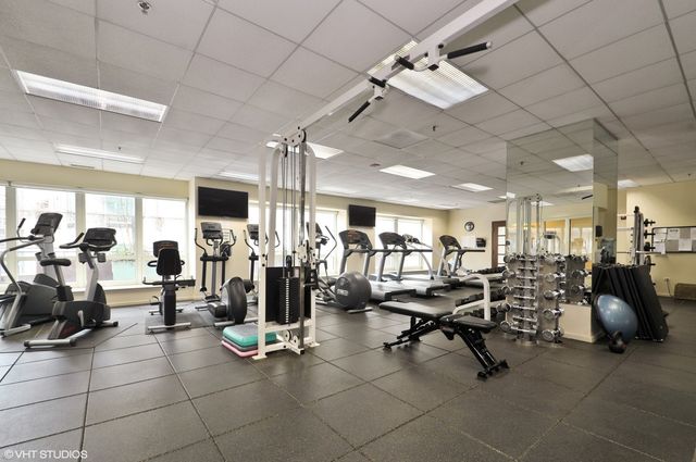 57 E Delaware Place 2805, Chicago, IL 60611