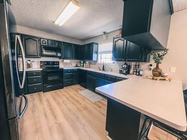 1399 County Road 2400, Mt Pleasant, TX 75455