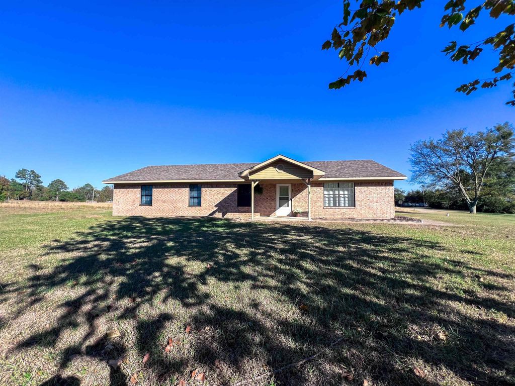 1399 County Road 2400, Mt Pleasant, TX 75455