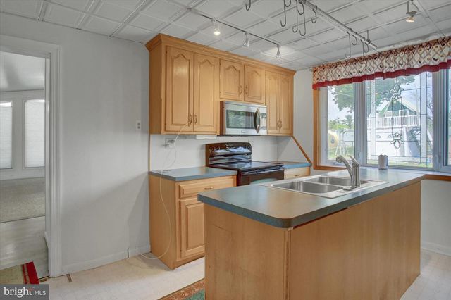 123-125 KENNEDY STREET, Chambersburg, PA 17202