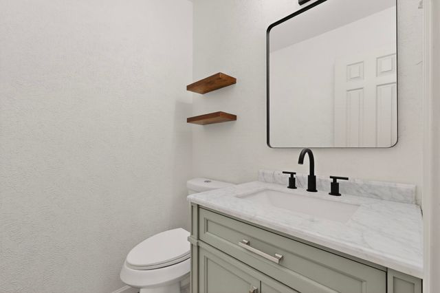 925 Cedar Terrace, Cedar Hill, TX 75104