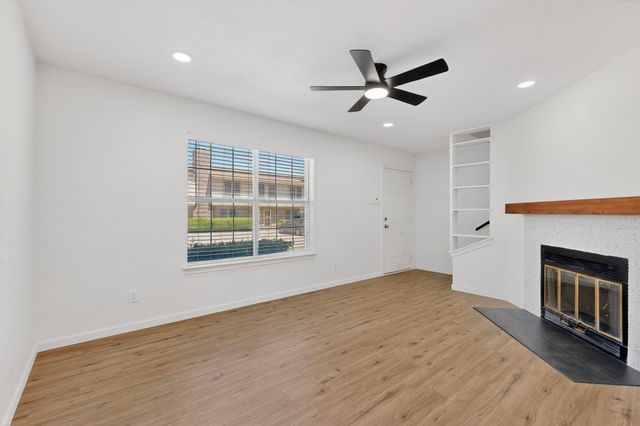925 Cedar Terrace, Cedar Hill, TX 75104