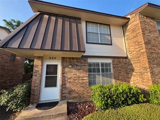 925 Cedar Terrace, Cedar Hill, TX 75104
