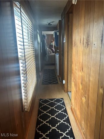 247 Forest Glen, Warren, OH 44481