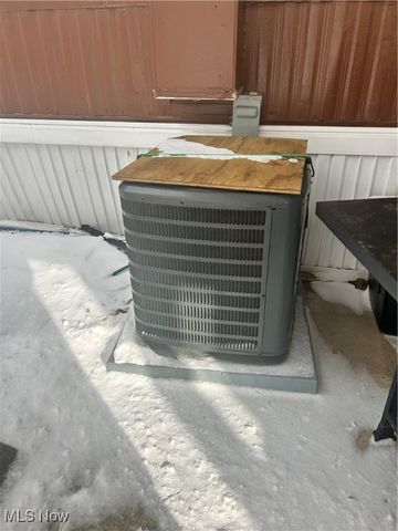 247 Forest Glen, Warren, OH 44481