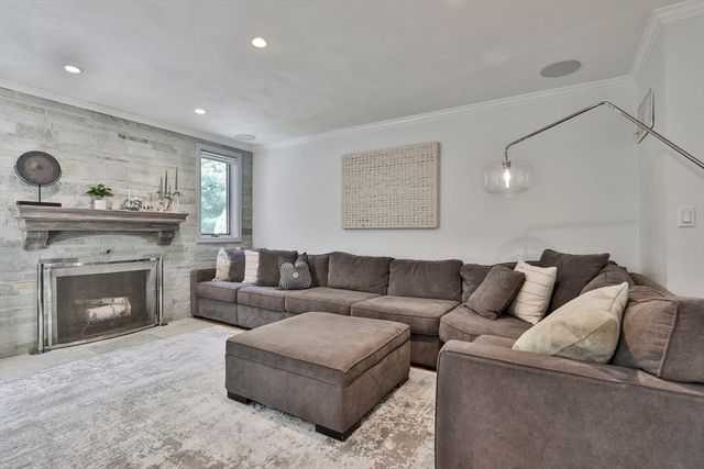 11 Brassie Way 11, North Reading, MA 01864