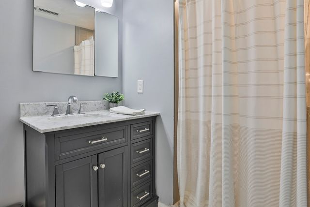 11 Brassie Way 11, North Reading, MA 01864