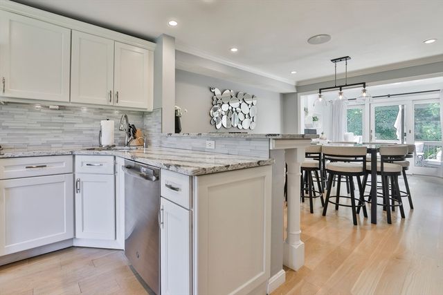11 Brassie Way 11, North Reading, MA 01864
