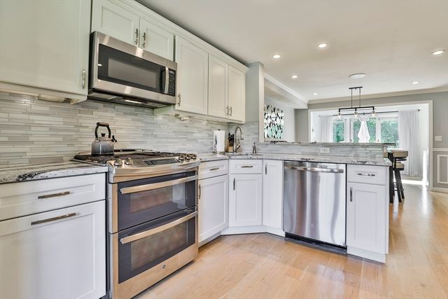 11 Brassie Way 11, North Reading, MA 01864