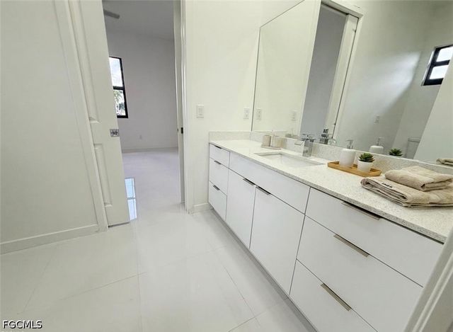 4134 NW 32nd LN, Cape Coral, FL 33993