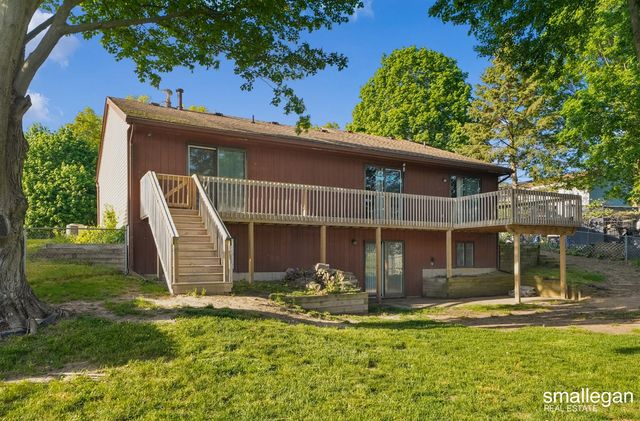 2290 Ancient Drive, Wyoming, MI 49519