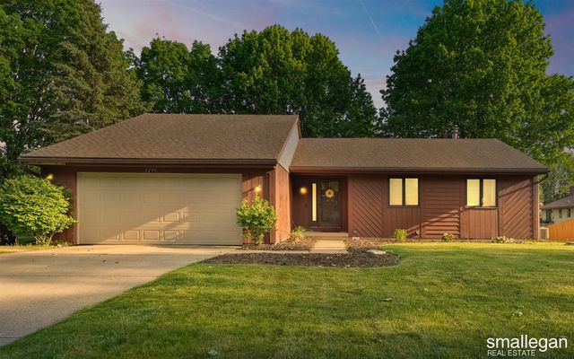 2290 Ancient Drive, Wyoming, MI 49519