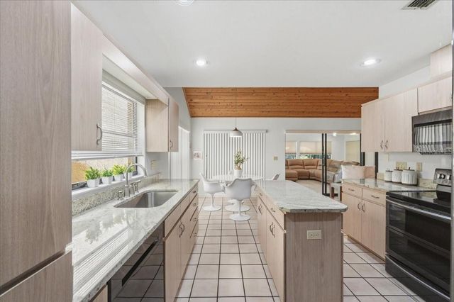 4135 CREEKWOOD LANE, Mulberry, FL 33860