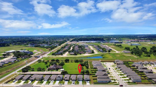 2943 Summer Breeze Way, Angleton, TX 77515