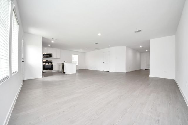 2943 Summer Breeze Way, Angleton, TX 77515