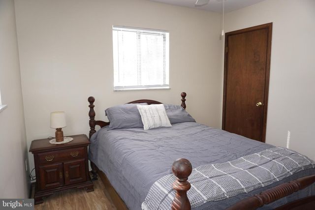 391 BERRY LN, Pocono Lake, PA 18347