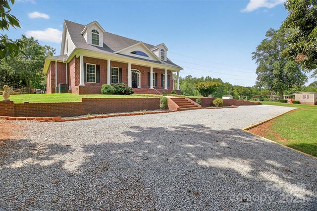 498 Johnson Dairy Road, Mooresville, NC 28115