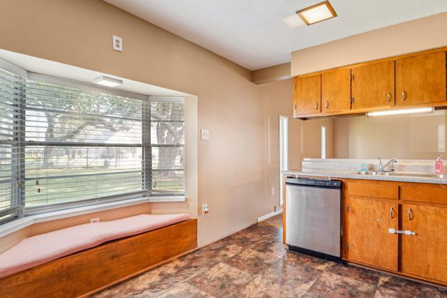 5302 Pine Avenue, Pasadena, TX 77503