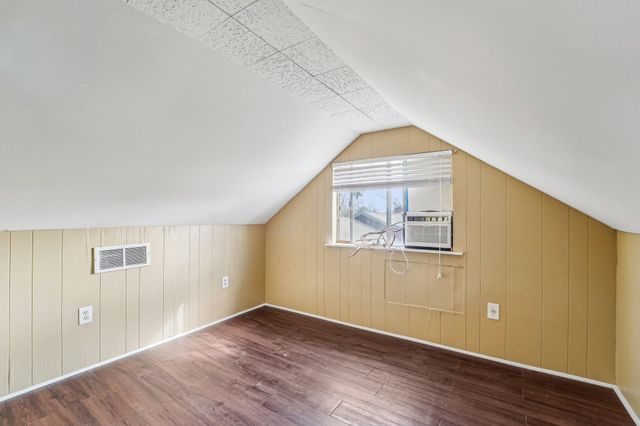 5302 Pine Avenue, Pasadena, TX 77503