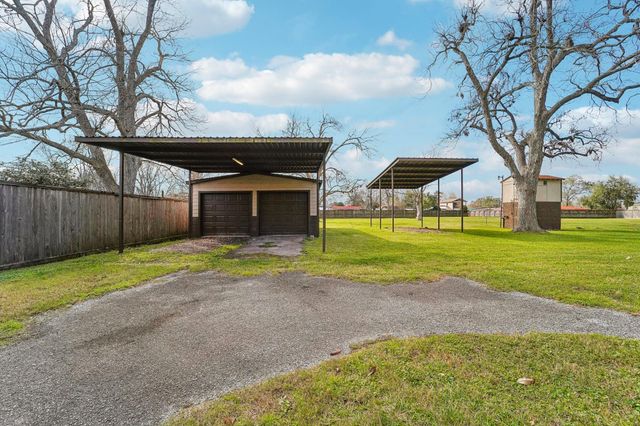 5302 Pine Avenue, Pasadena, TX 77503