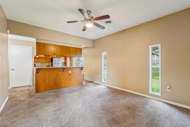 5302 Pine Avenue, Pasadena, TX 77503