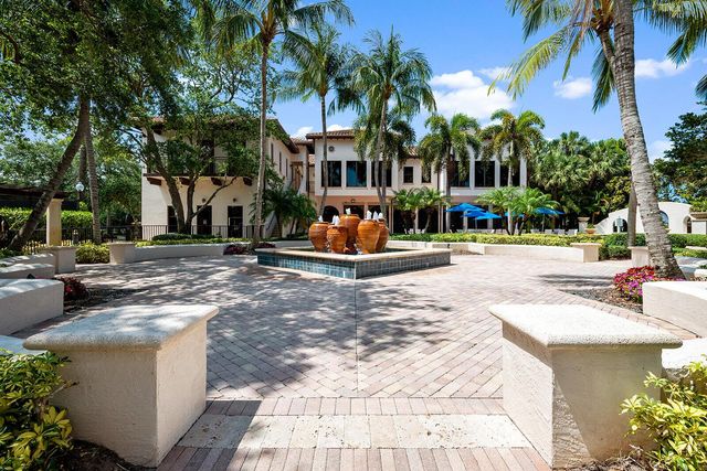17558 Cadena Drive, Boca Raton, FL 33496