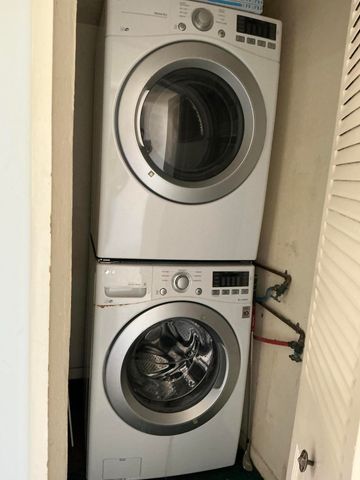 8000 Lagos De Campo Boulevard A-204, Tamarac, FL 33321