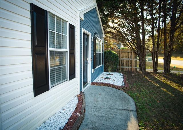 1852 Patterson Park Drive, Lawrenceville, GA 30044