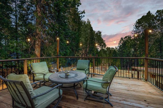 12933 Cedar Crest Ln, Grass Valley, CA 95945