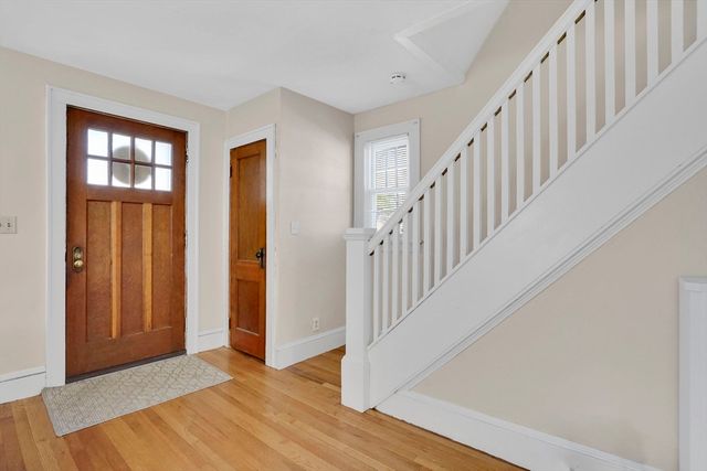 87 Hartford Ter, Springfield, MA 01118