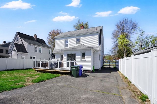 87 Hartford Ter, Springfield, MA 01118