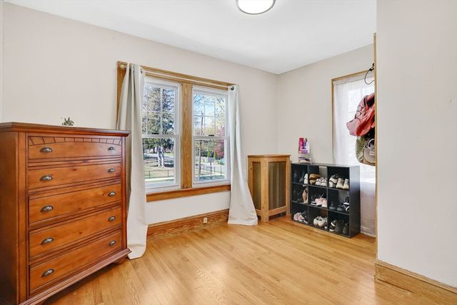 87 Hartford Ter, Springfield, MA 01118