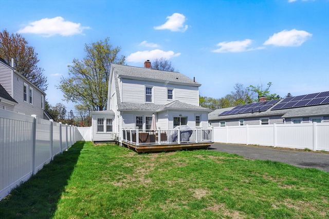 87 Hartford Ter, Springfield, MA 01118