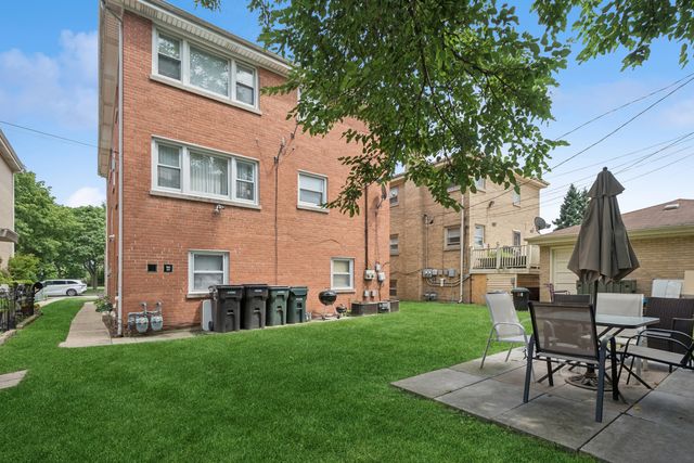 9206 Bennett Avenue, Evanston, IL 60203
