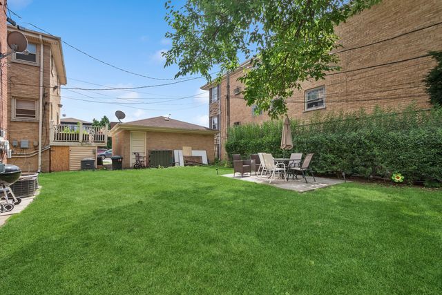 9206 Bennett Avenue, Evanston, IL 60203