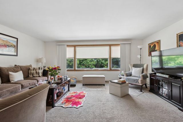 9206 Bennett Avenue, Evanston, IL 60203