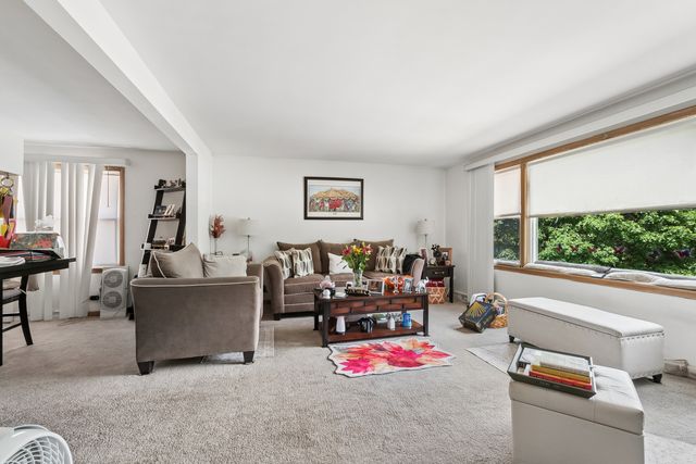 9206 Bennett Avenue, Evanston, IL 60203