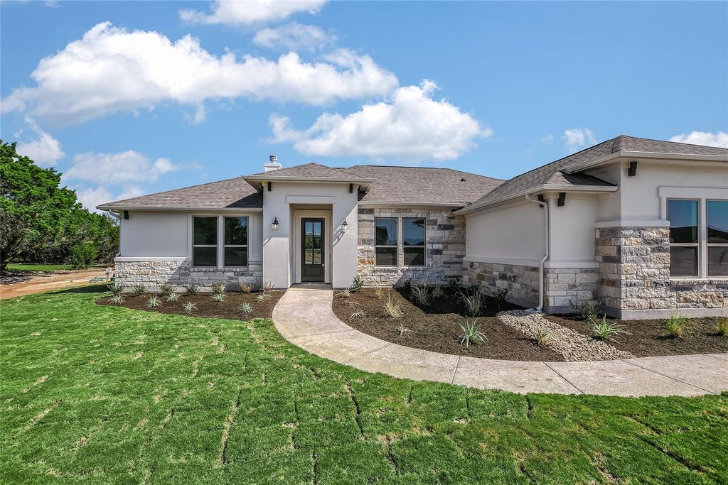 107 Ethan LN, Burnet, TX 78611
