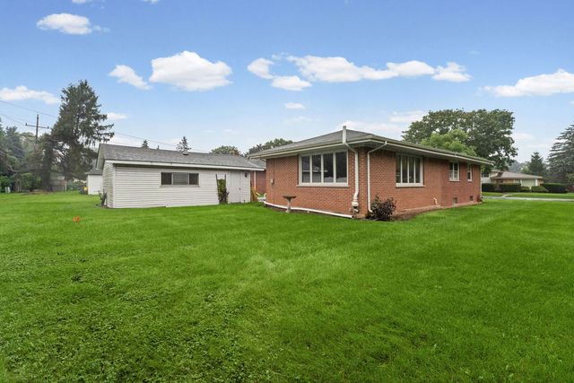 602 N Drury Lane, Arlington Heights, IL 60004