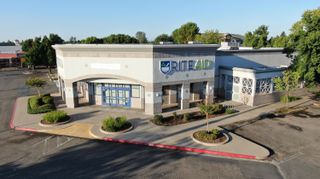 975 E Cypress Avenue, Redding, CA 96002