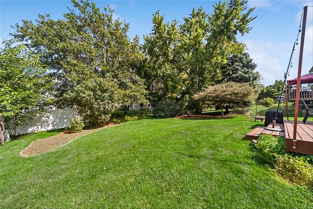 373 58th Court, West Des Moines, IA 50266